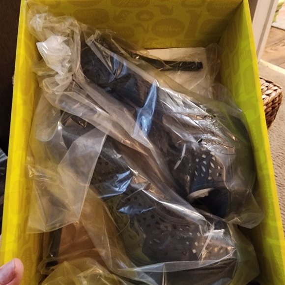 Women's platform heels - Picture 2 of 4